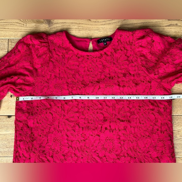 1.STATE Women's Puff Short Sleeve Keyhole Top size Medium - Picture 8 of 11